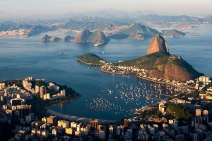Una immagine panoramica aerea di Rio de Janeiro.