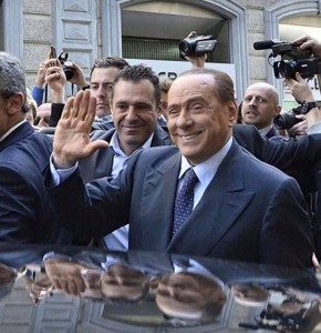 Silvio Berlusconi (presidente AC Milan e fondatore Forza Italia) in una recente uscita ufficiale. 