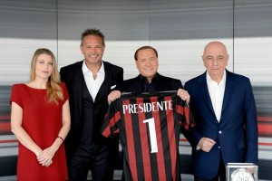 da sinistra verso destra -  Barbara Berlusconi, Sinisa Mihajlovic, Silvio Berlusconi e Adriano Galliani, in occasione della presentazione alla stampa del Mister (all'interno di Casa Milan) - photo credits Studio Buzzi