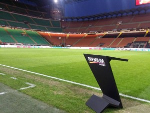 Una immagine della postazione Mediaset Premium all'interno dello stadio di San Siro