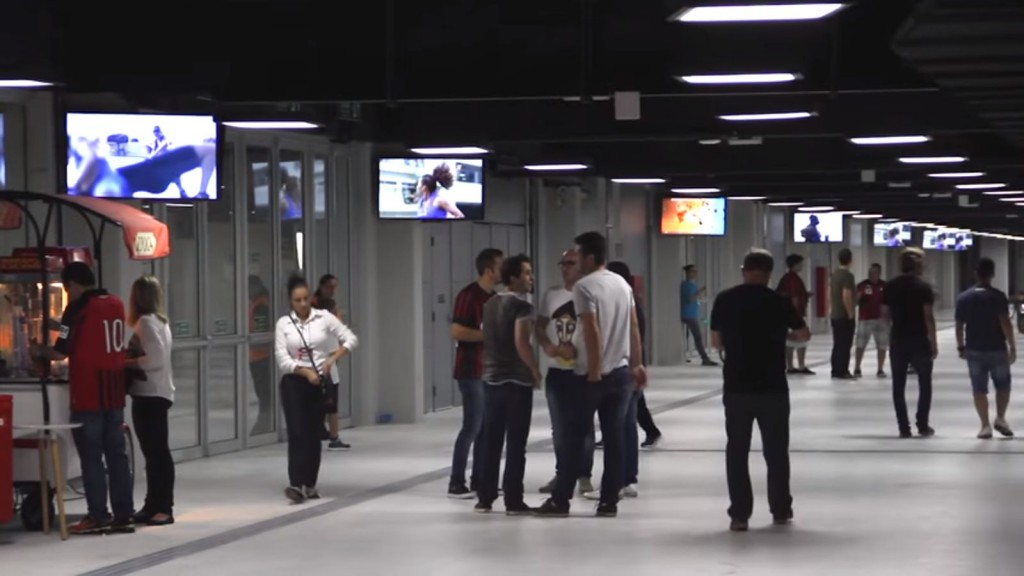 panasonic-installed-the-first-digital-signage-system-giving-fans-full-visibility-from-everywhere-at-arena-da-baixada-in-brazil-04_stadium_brazil_viera