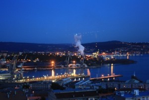 Una immagine del porto industriale di Trieste