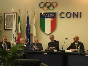 Un momento dell'accordo DHL-CONI al palazzo "H" per Rio2016