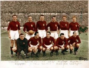 Una immagine di repertorio del Grande Torino tragicamente scomparso sulle colline di Superga nel lontano 1949