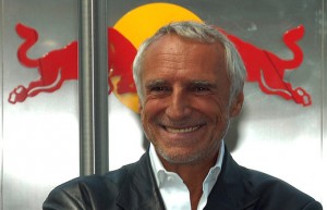 Dietrich Mateschitz tycoon austriaco e fondatore del marchio di energy drink Red Bull