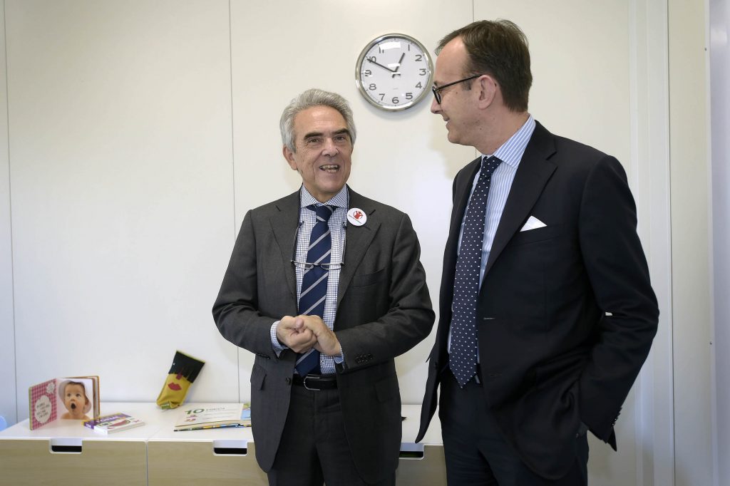 AMATRICE, 13/12/2016, INAUGURAZIONE CENTRO SOCIO EDUCATIVO: DA SINISTRA VALERIO NERI DG SAVE THE CHILDREN, SERGIO SOLERO PRESIDENTE E AD BMW ITALIA.