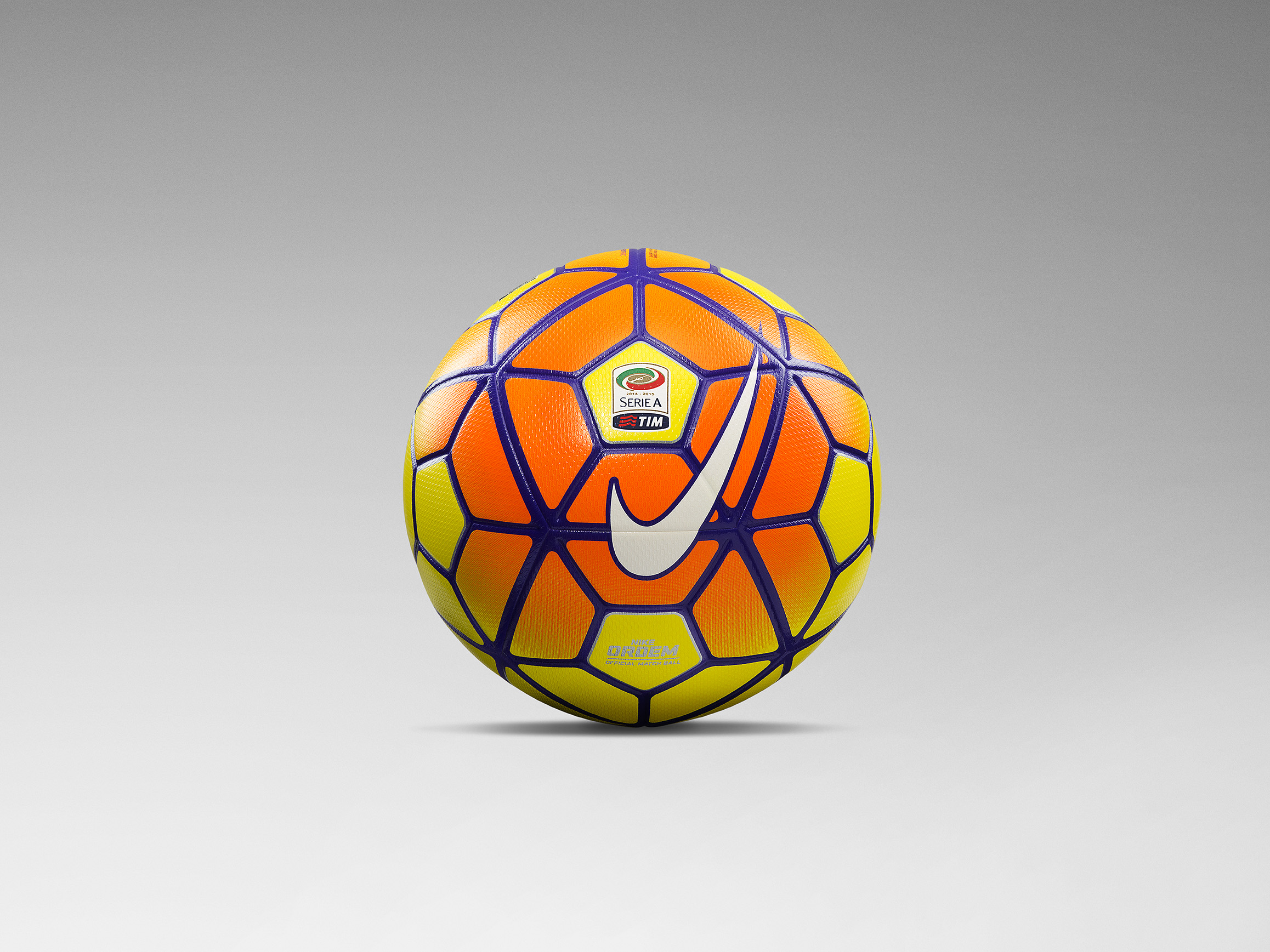 Nike e Lega Serie A presentano il pallone ufficiale invernale della  stagione 2015-2016 - Sporteconomy